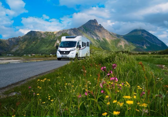 A qué velocidad máxima tiene permitido circular una autocaravana