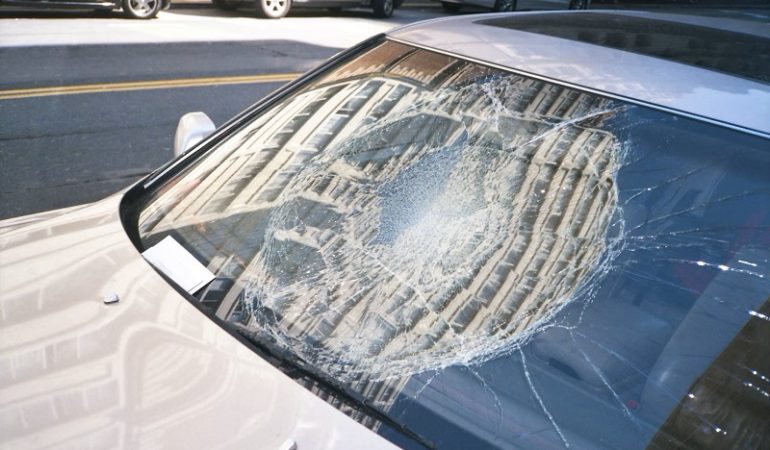 La cobertura de rotura de lunas de tu seguro de coche por qué es importante